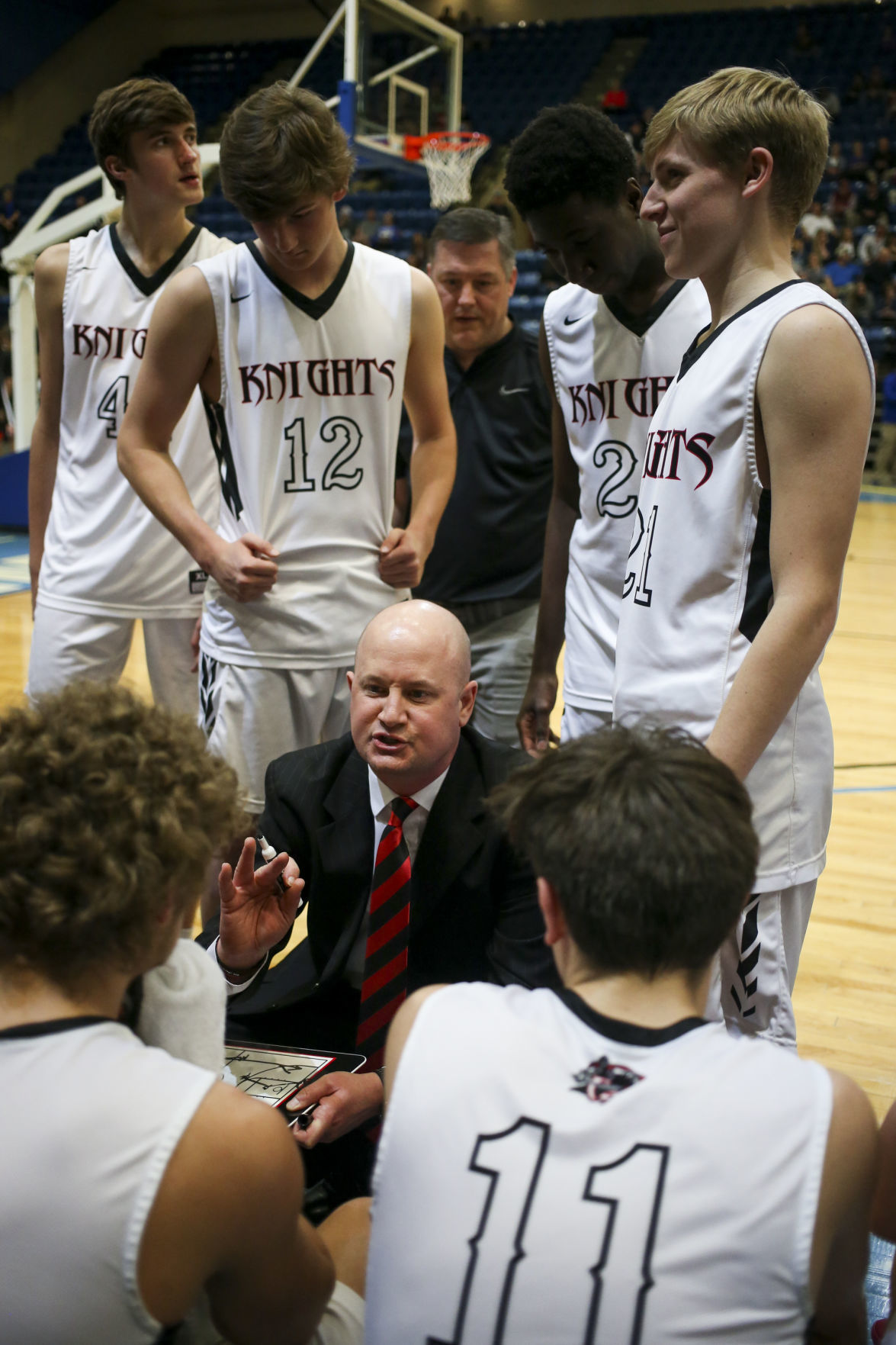 knights Falcons